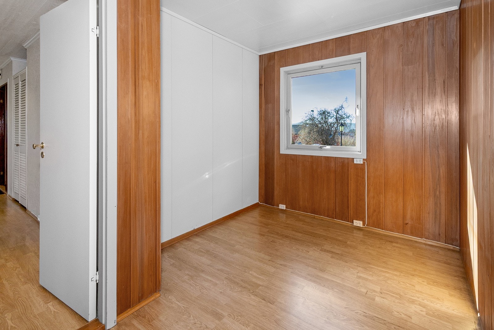 Soverom med utsikt mot vest. Galleribilde