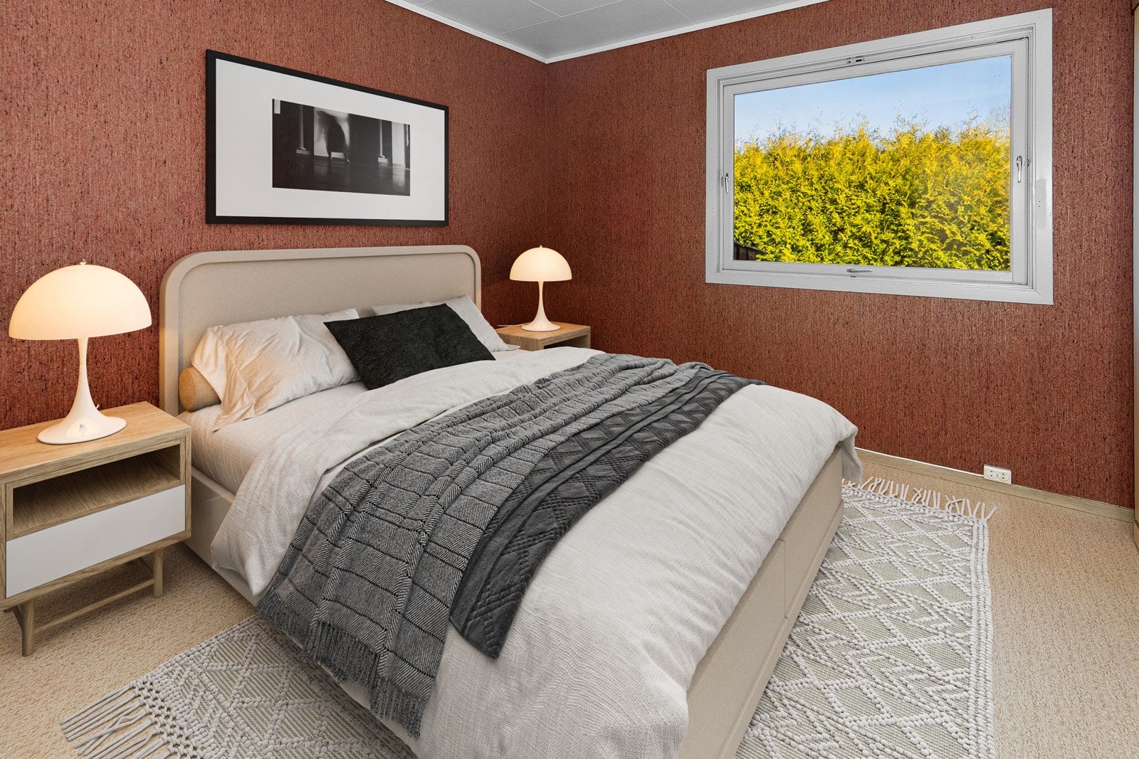 Hovedsoverom med vindu mot øst. Galleribilde