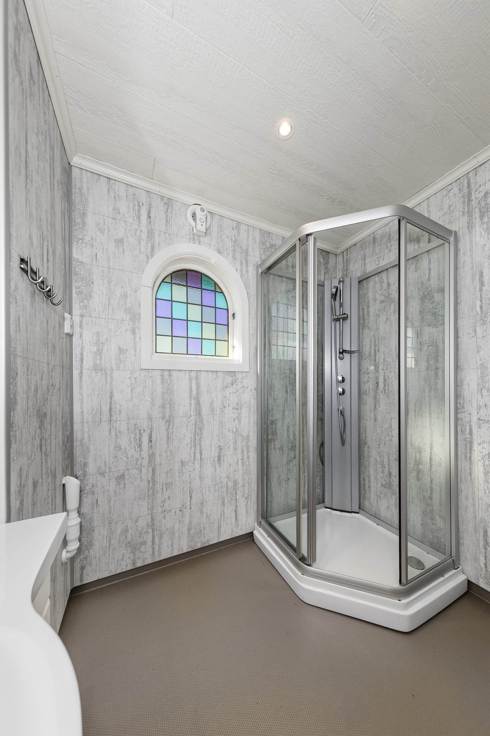 Bad i 1. etasjen. Galleribilde