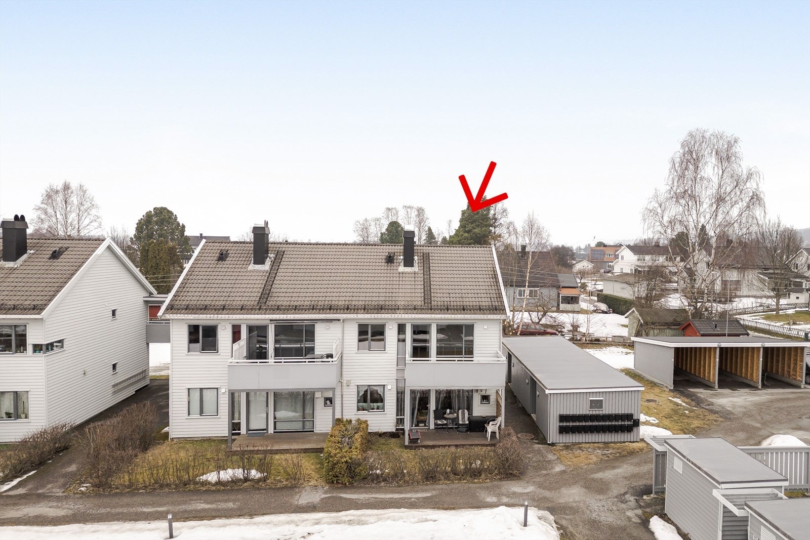 Velkommen til Kirkenærtunet 2, ei fin 3-roms leilighet! Foto: Husfoto v/ Bernat Tubau. Galleribilde