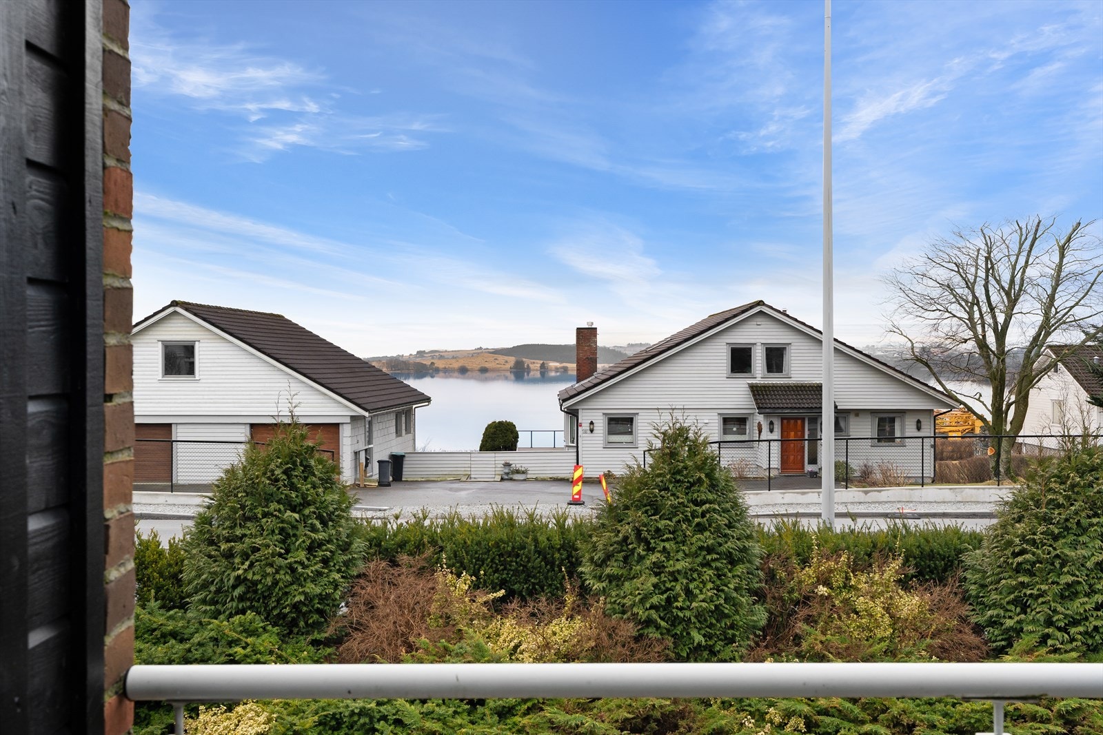 Utsikt fra balkong Galleribilde