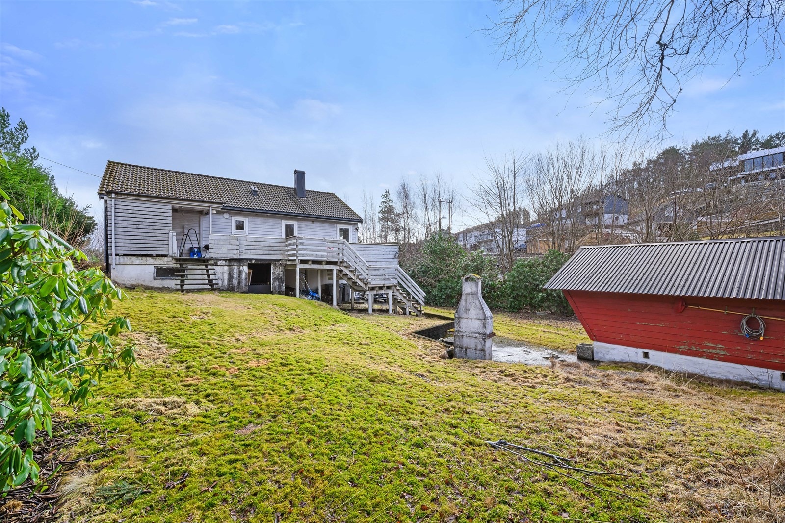 Garasjen er på ca. 20 kvm. Galleribilde