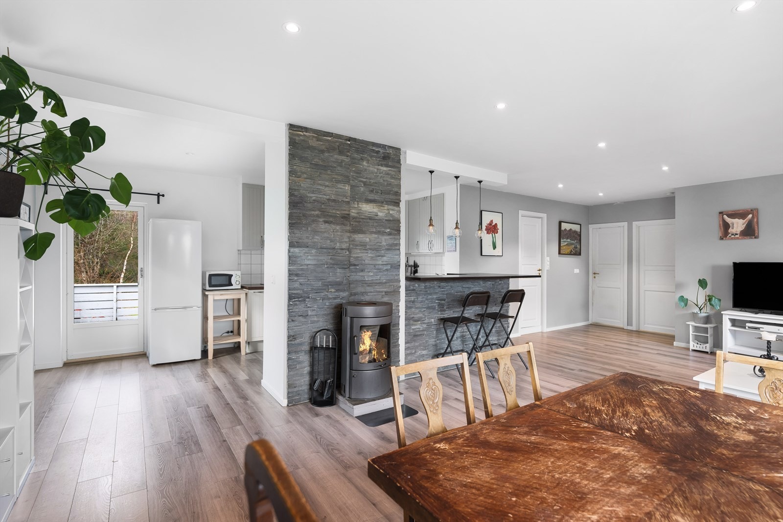 Lyse og tiltalende overflater. Galleribilde