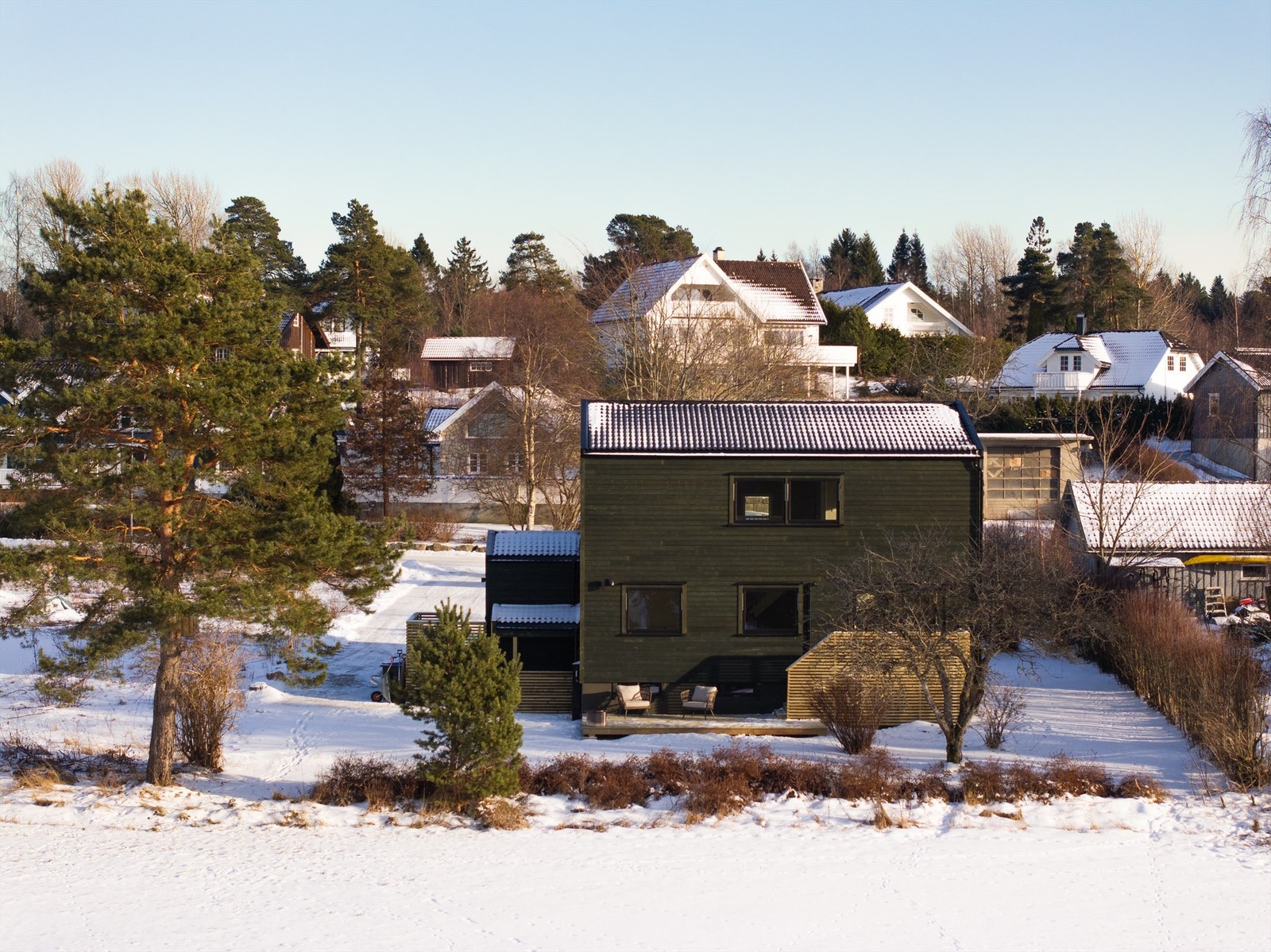 Etter omhyggelig renovering og betydelige påkostninger fremtrer boligen i Koretveien 31 som totalt forvandlet - nærmest som ny.
Fotograf; Kristoffer Kristiansen. Galleribilde