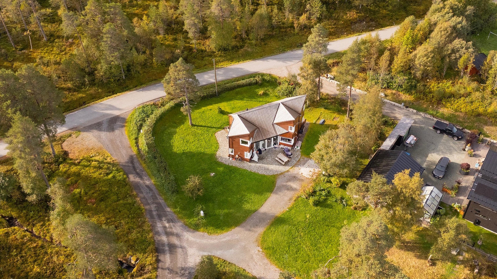 Kvernhusmyra, like vest for Juvågen i Skodje kommune. Galleribilde