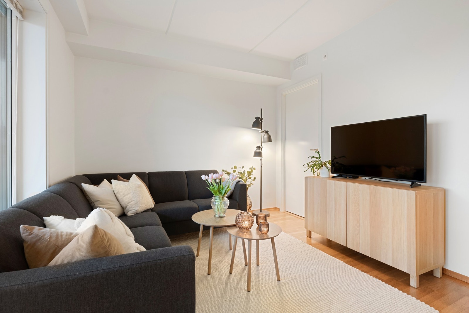 Boligen har balansert ventilasjon og vannbåren gulvvarme Galleribilde