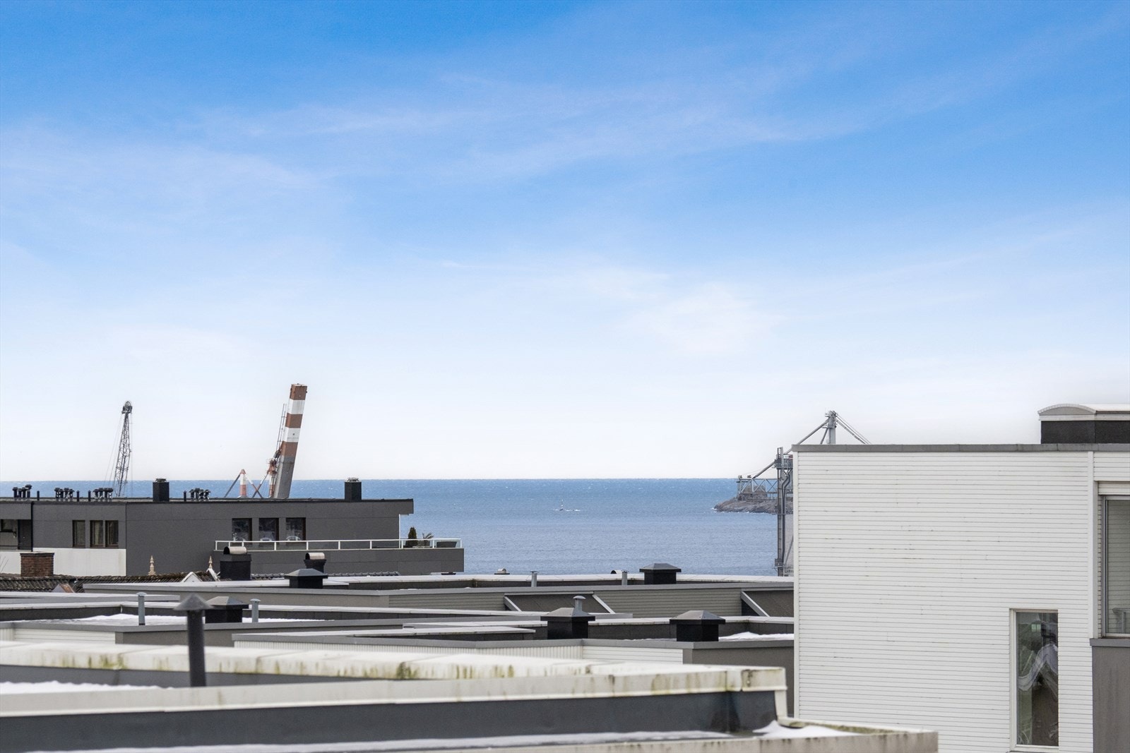 Fra takvinduene har man nydelig utsikt! Galleribilde