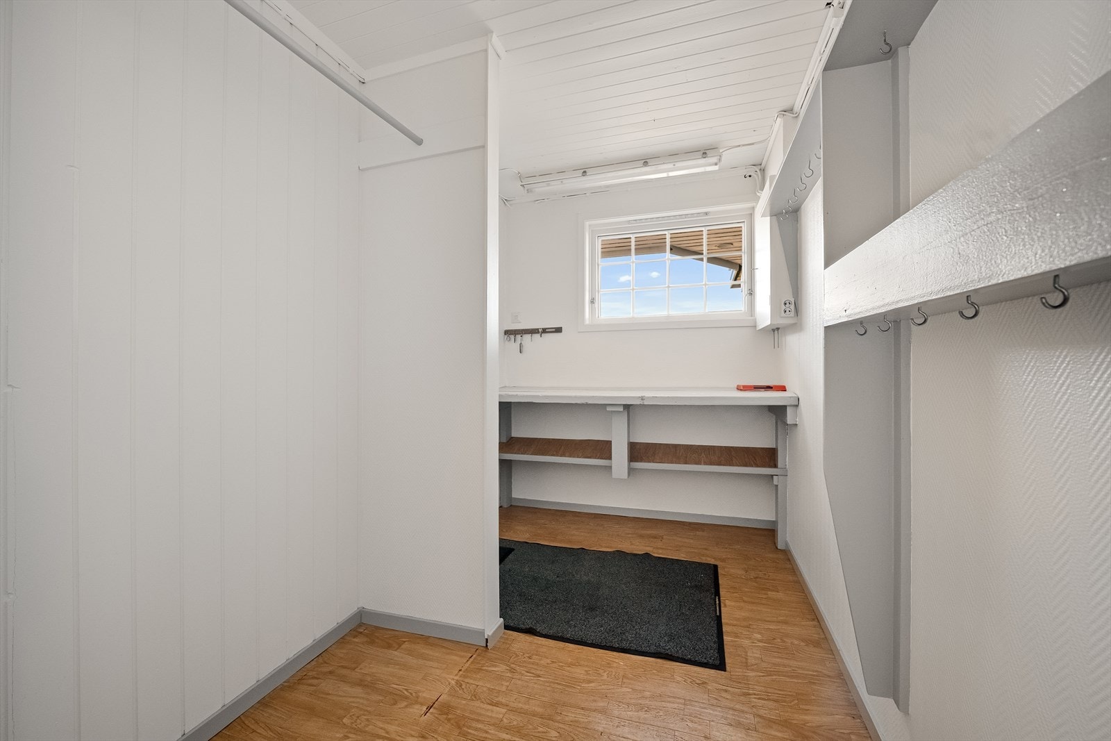 Bod/kjellerrom Galleribilde