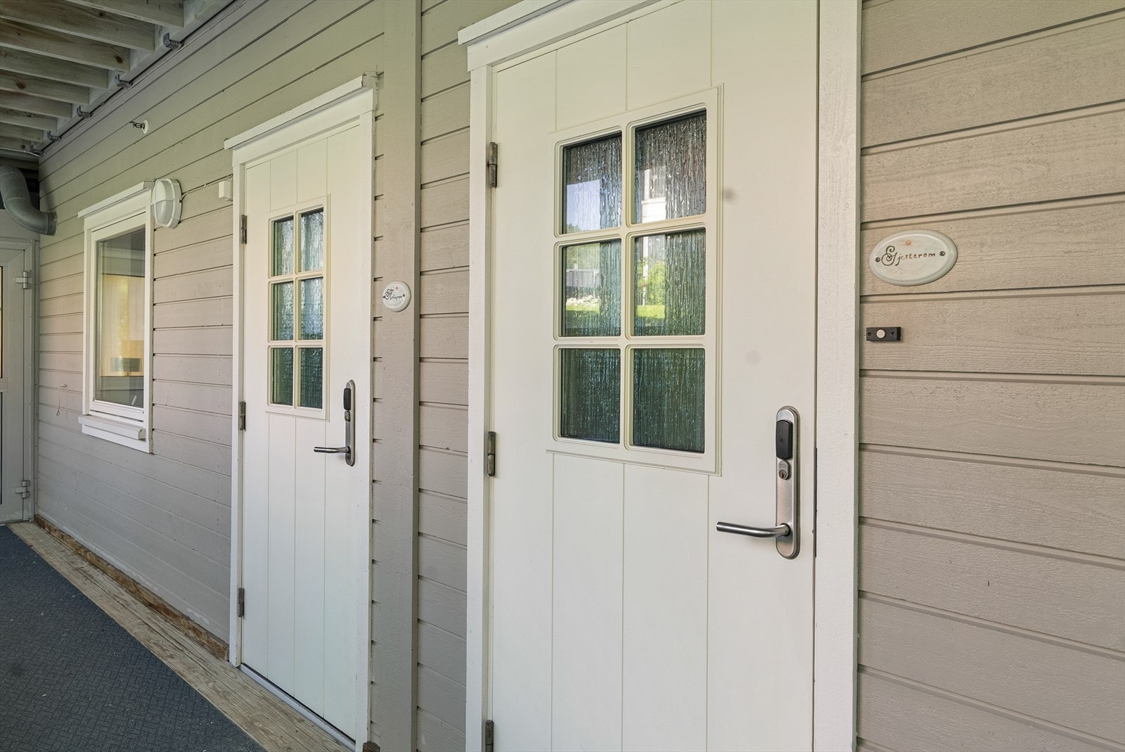 Borettslaget har flere felles lokaler til beboere og arrangerer iblant sammenkomster til beboere som f.eks julebord, vaffel kveld, danse timer med mer. Galleribilde