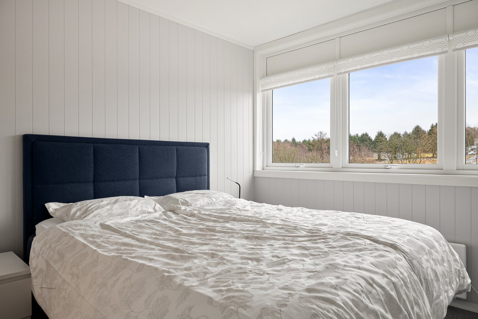 Leiligheten har tre soverom av god størrelse. Hovedsoverom. Galleribilde