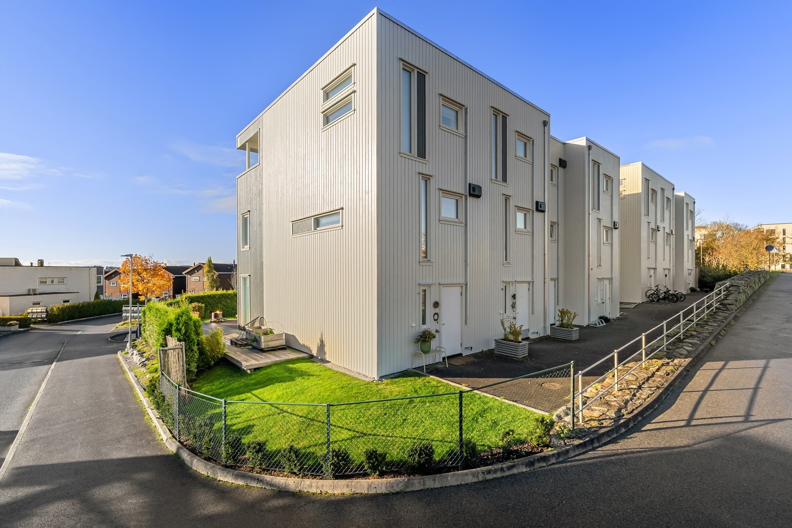 Her ligger en flott plassert med kort vei til kjekke turområder, samtidig som det er kort vei til Sandnes sentrum og alle fasilitetene der. Galleribilde