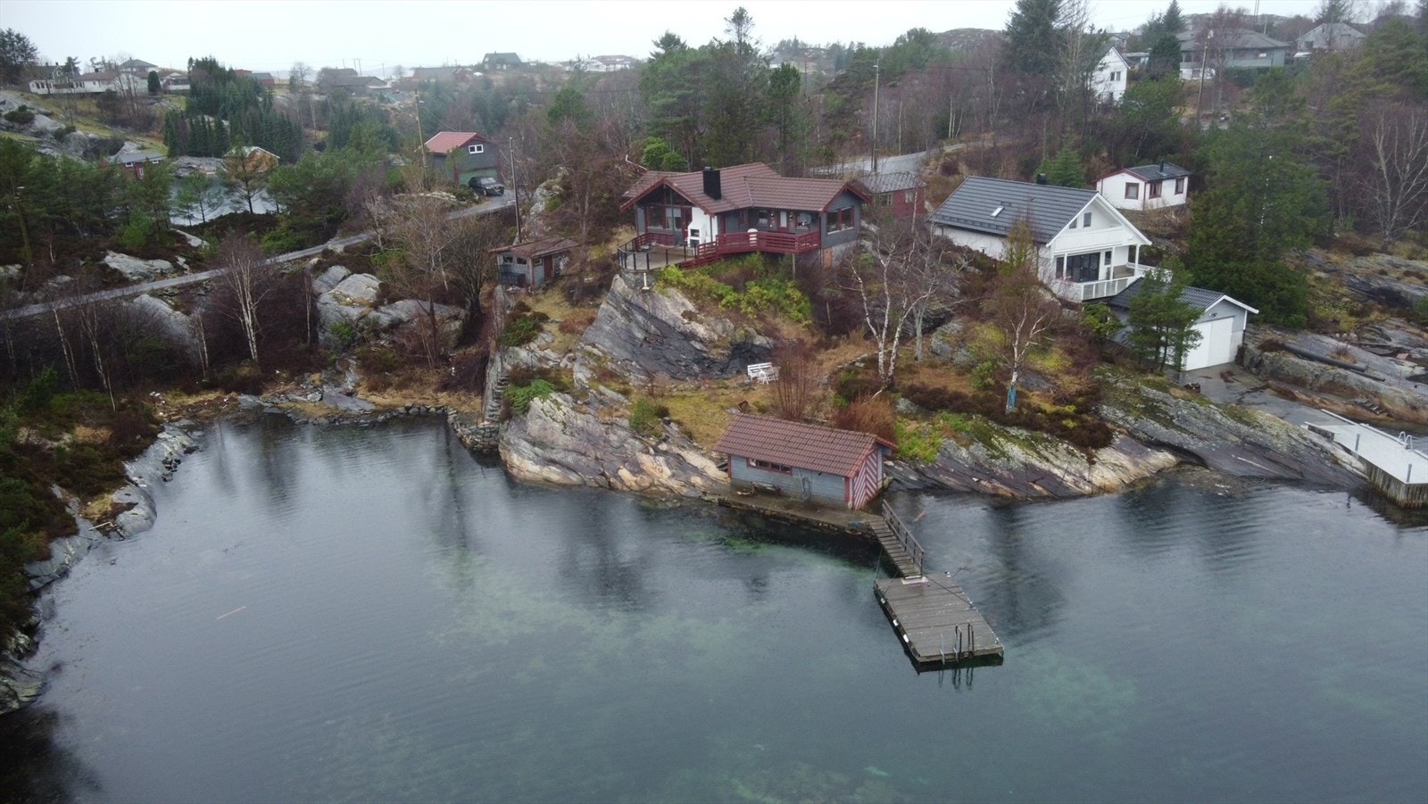 Her får du tilgang til båtliv, bading og aktiviteter i vannkanten rett utenfor døren. Galleribilde