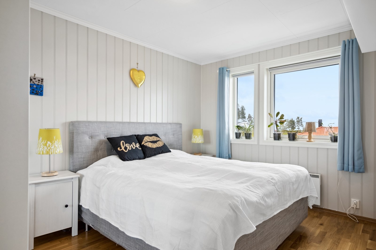 Alle 4 soverommene har romslig størrelse. Galleribilde