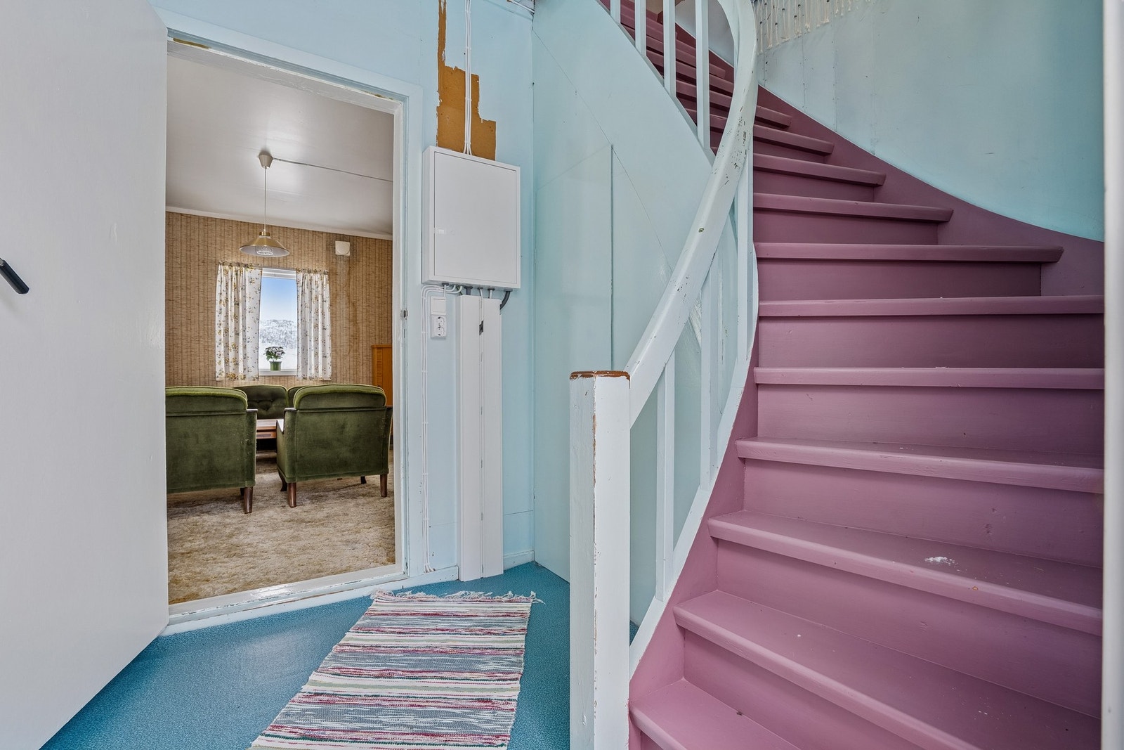 Inngangsparti med trappegang Galleribilde