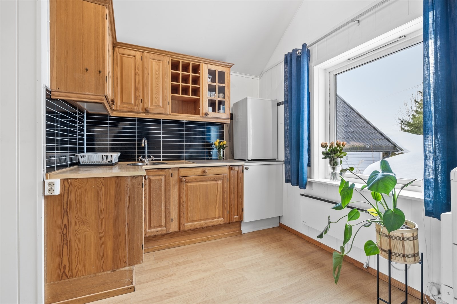 Annekset gir likevel gode muligheter for bruk som for eksempel kontor, hobbyrom eller lagring. Galleribilde