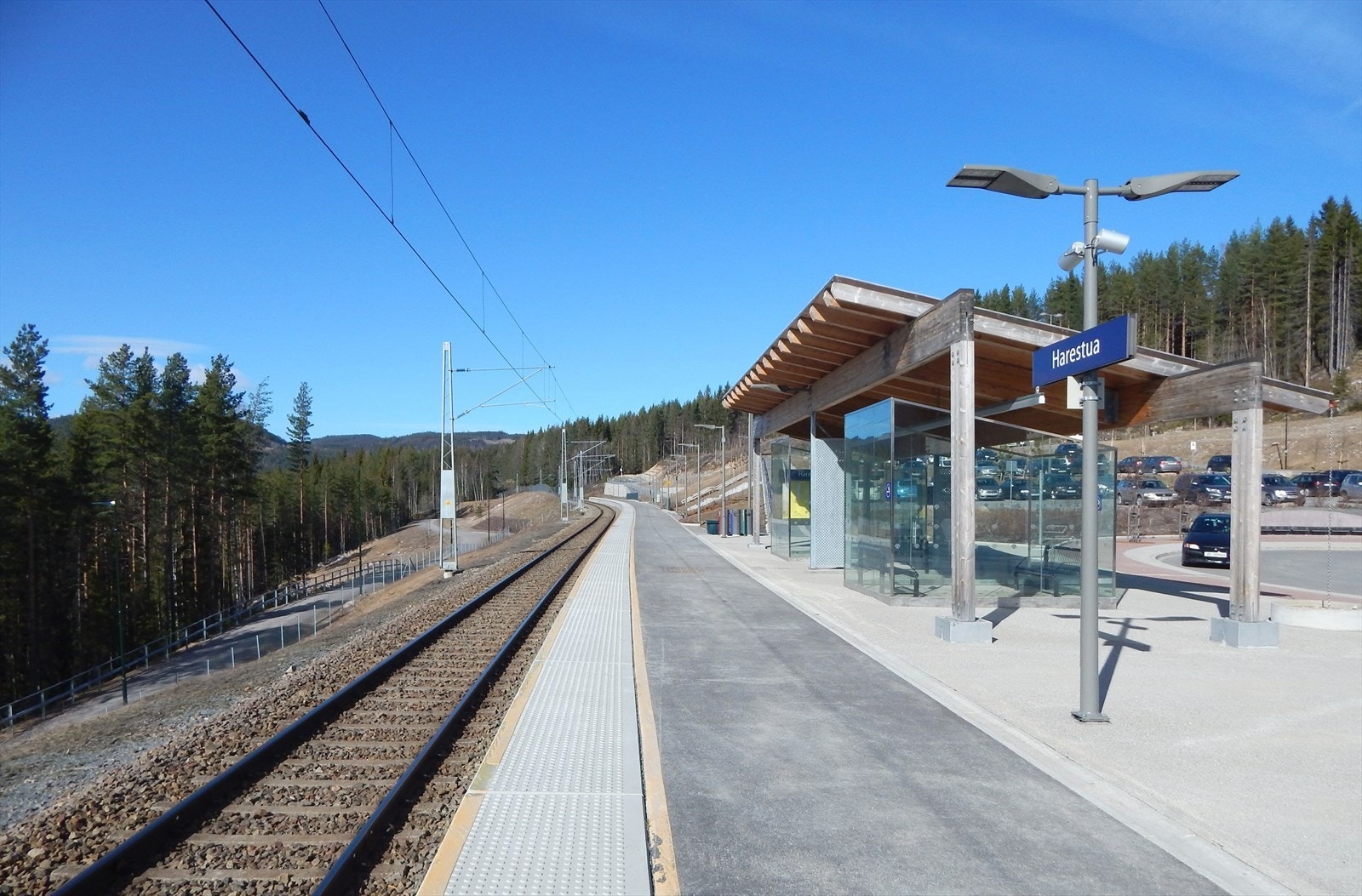 Harestua togstasjon (og buss) ligger i gangavstand fra boligen Galleribilde