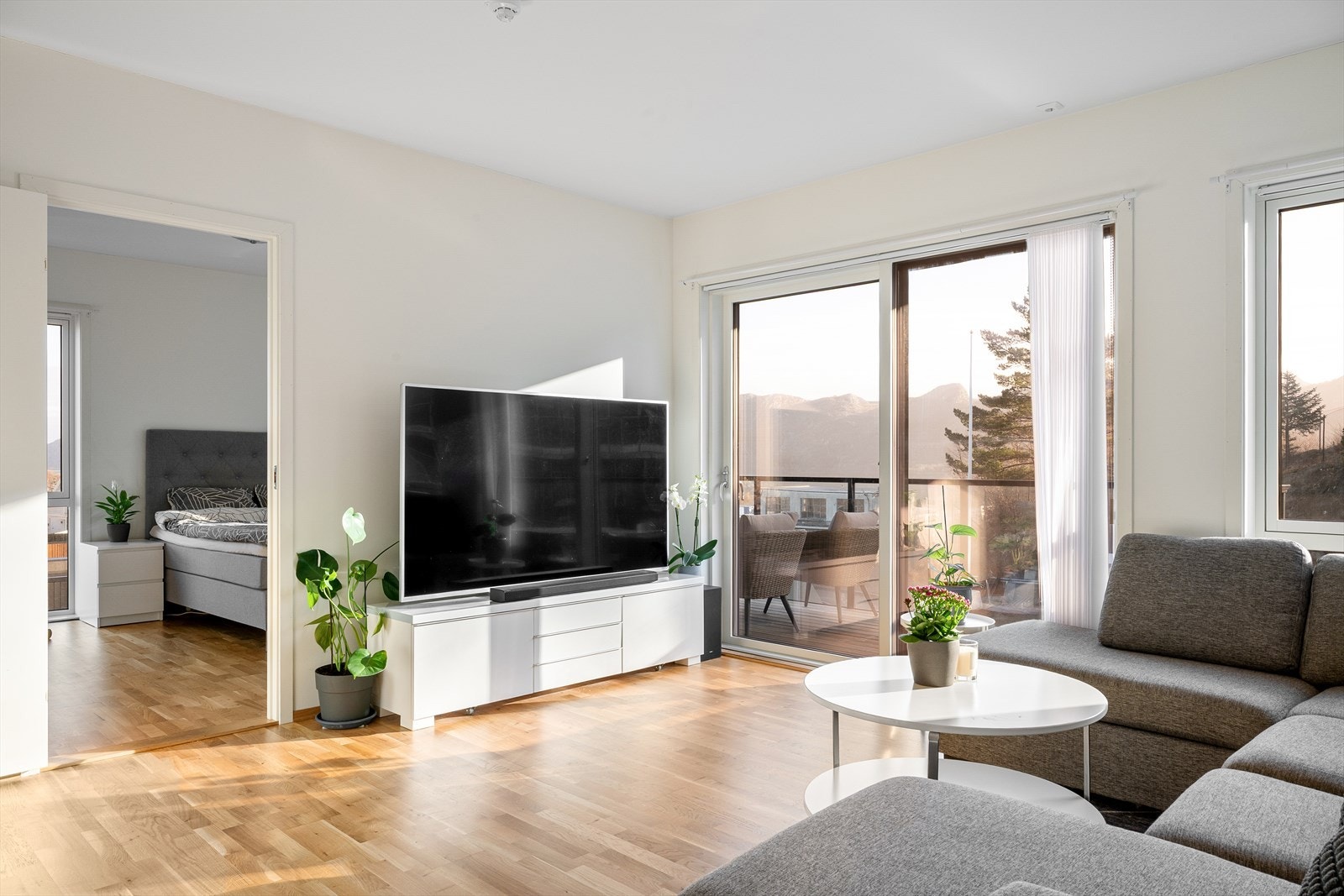 Velkommen til Lønneveien 1 v/ Veronica Berge Olsen, Eiendomsmegler Norge. Galleribilde