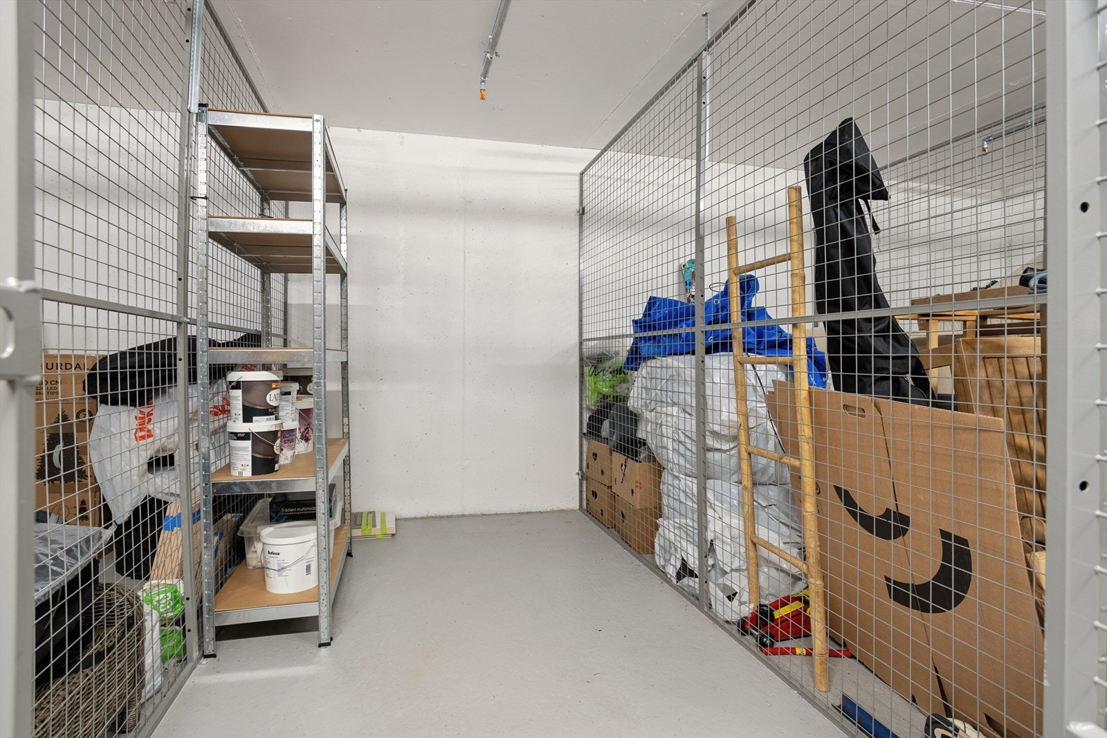 Det medfølger en ekstern bod i u.etg. Galleribilde