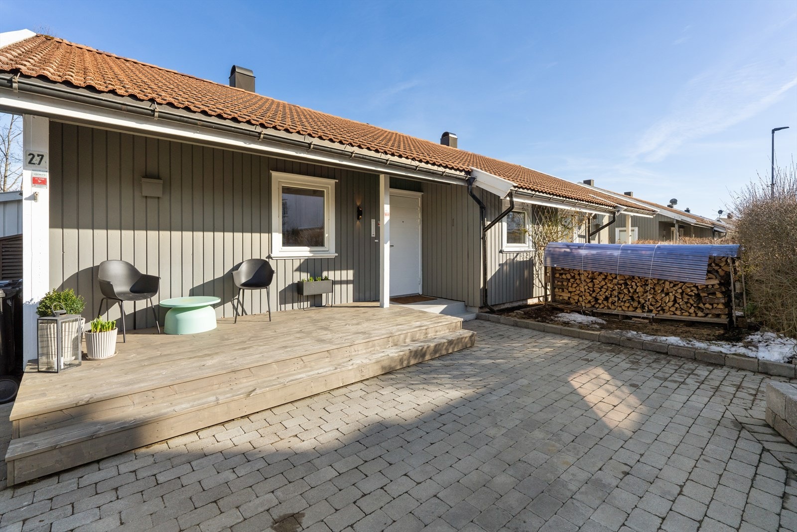 Fasade og inngangsparti Galleribilde