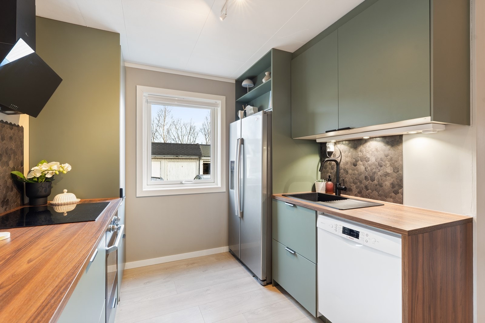 Hvitevarer på kjøkken medfølger Galleribilde