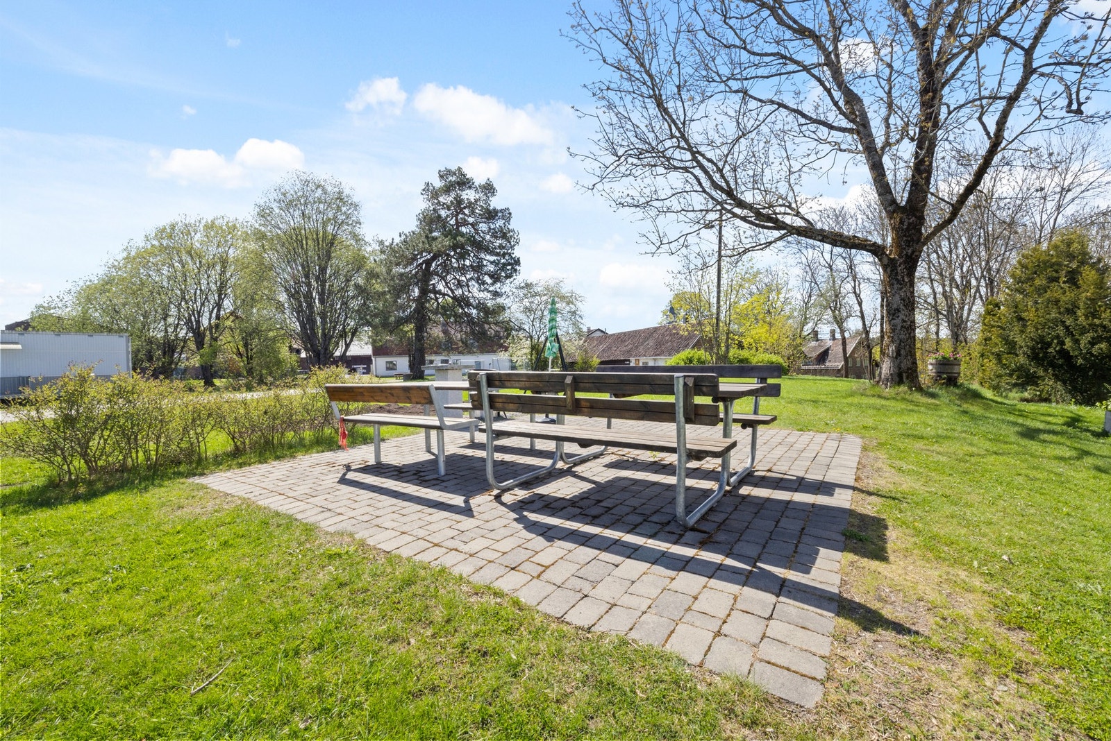 Dette er et nabolag som inviterer til sosialt samvær og rekreasjon Galleribilde