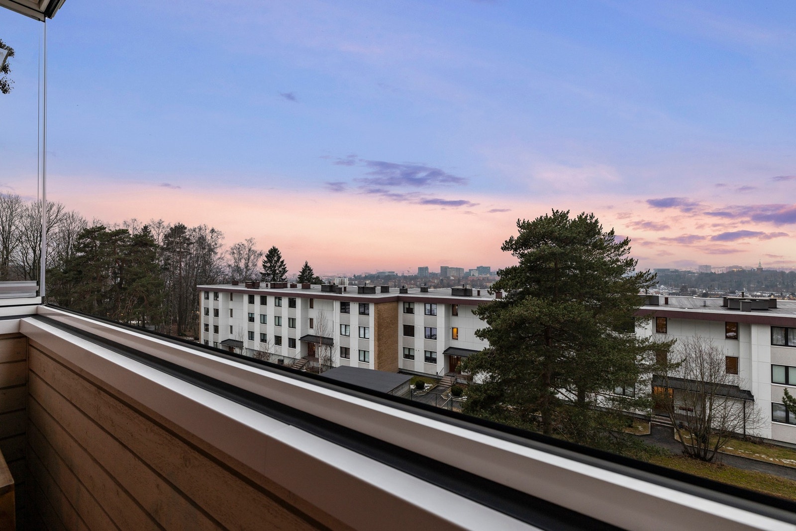 Nydelig kveldssol og utsikt Galleribilde