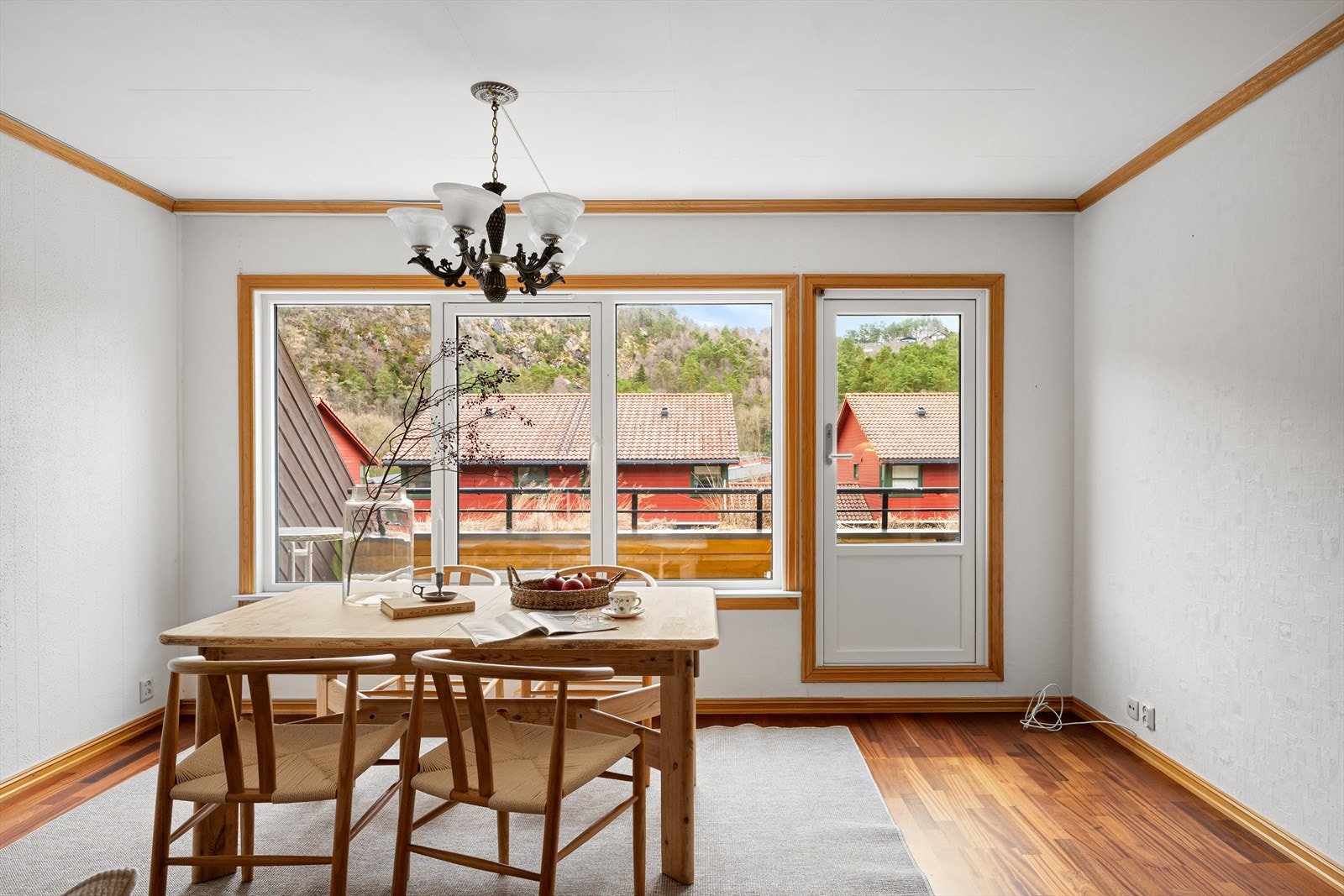 Godt med lys inn i stua Galleribilde