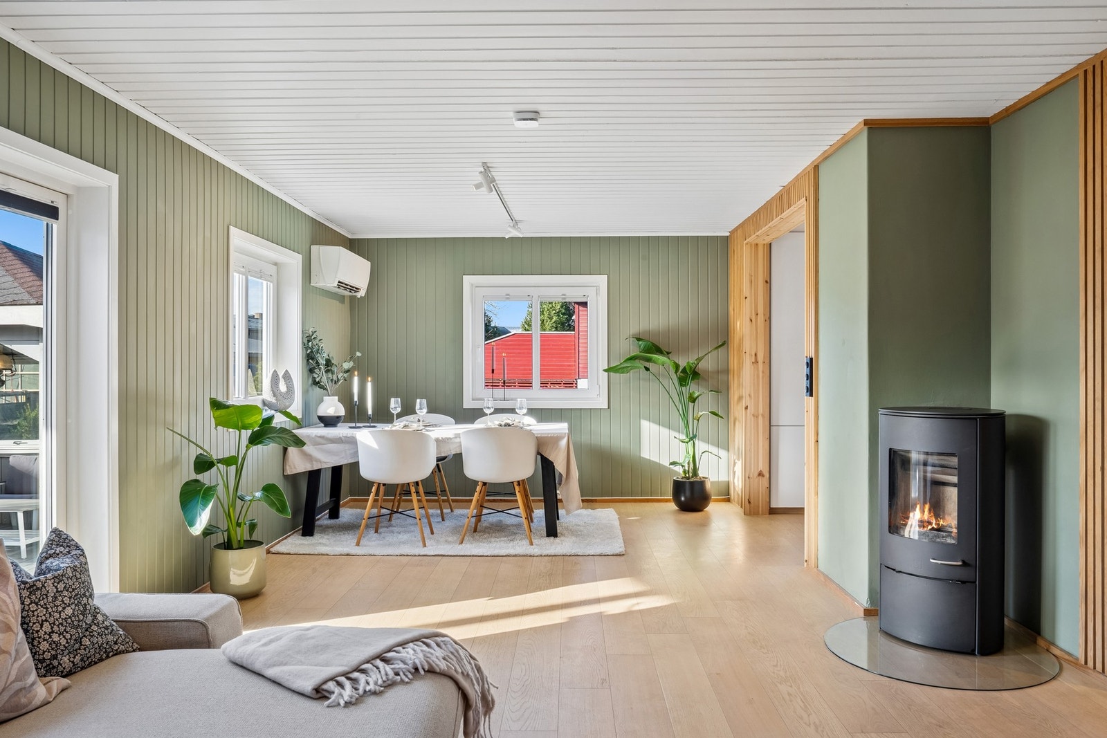 Stue og kjøkken er seperat. Galleribilde