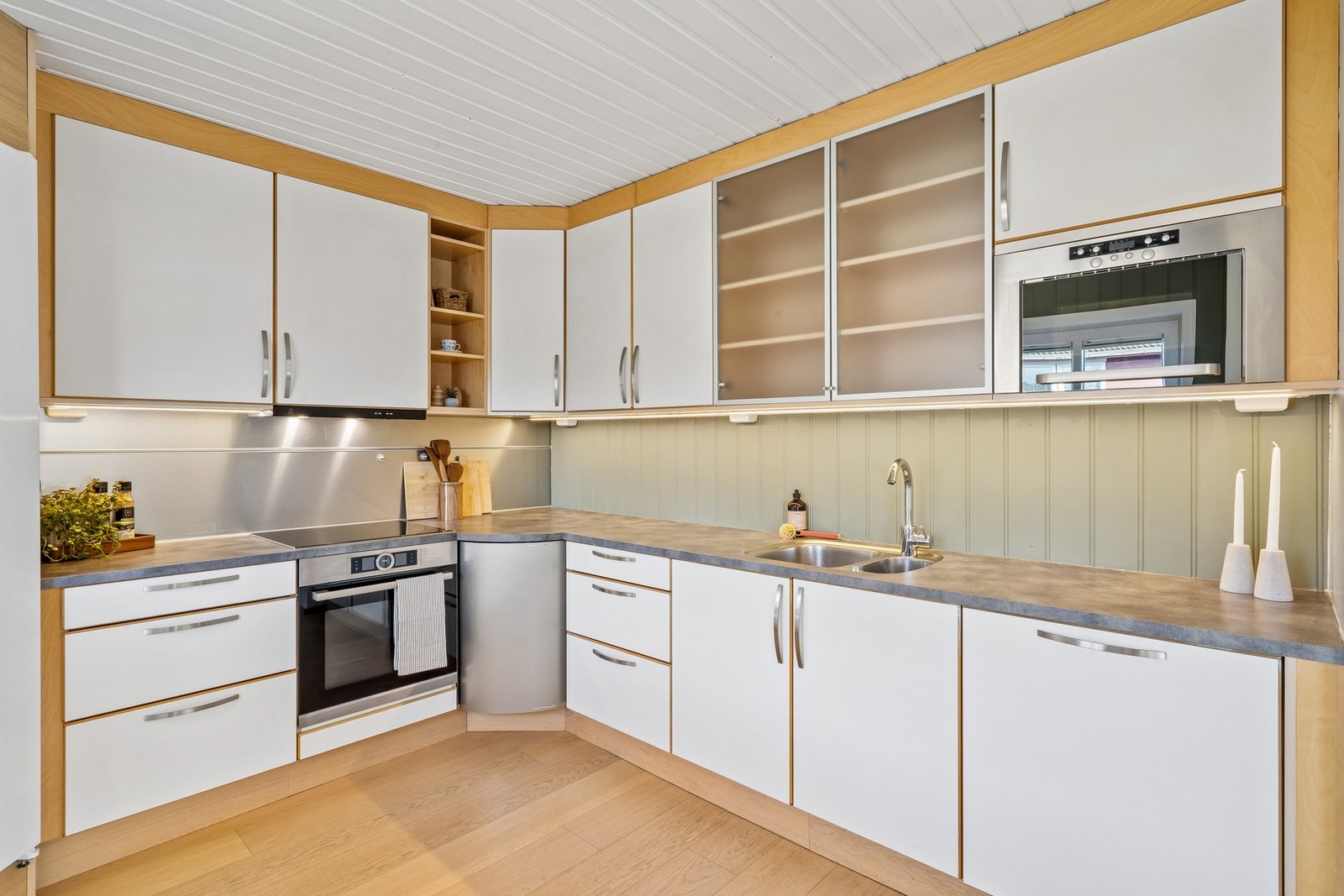 Kjøkkenet er på ca 11 m². Galleribilde