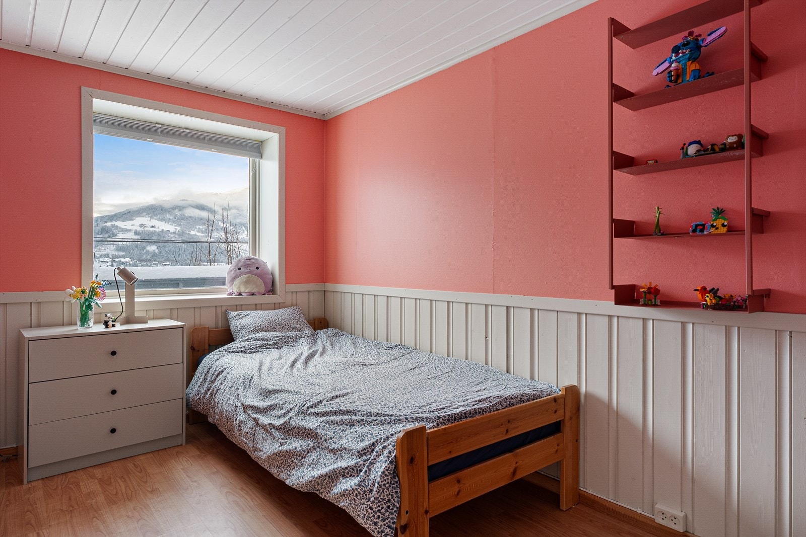 Soverom i underetasjen. Galleribilde