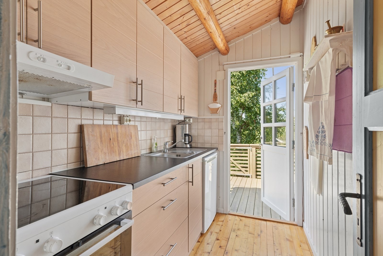 Delikat og lyst kjøkken fra 2012 Galleribilde