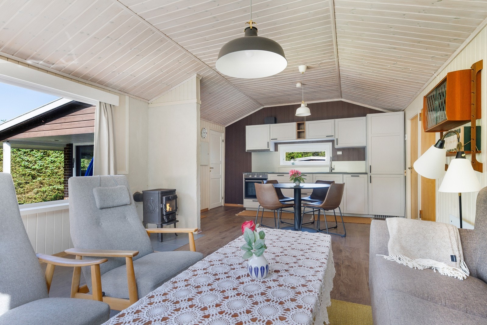 Stue/kjøkken. Galleribilde