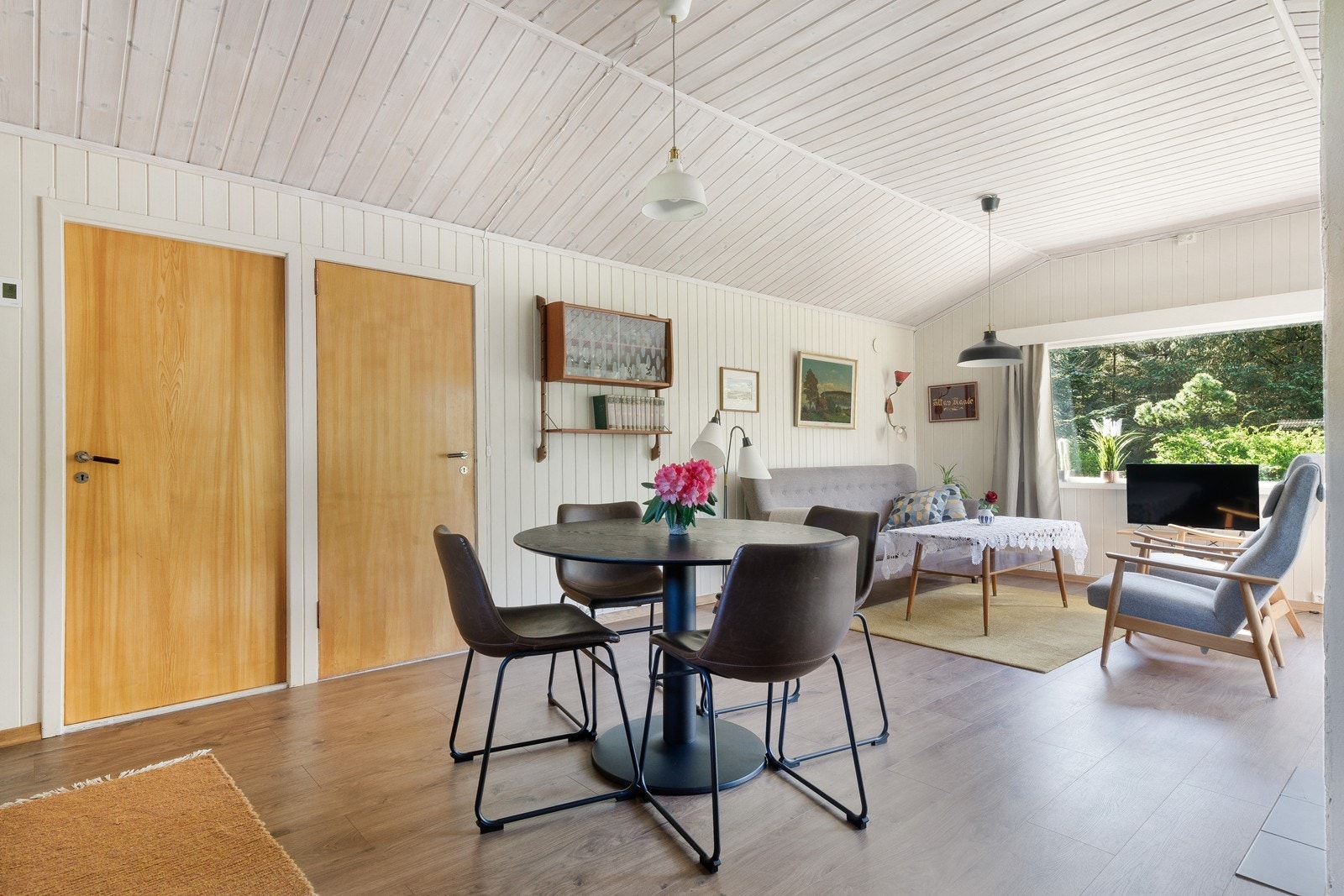 Stue/kjøkken. Galleribilde