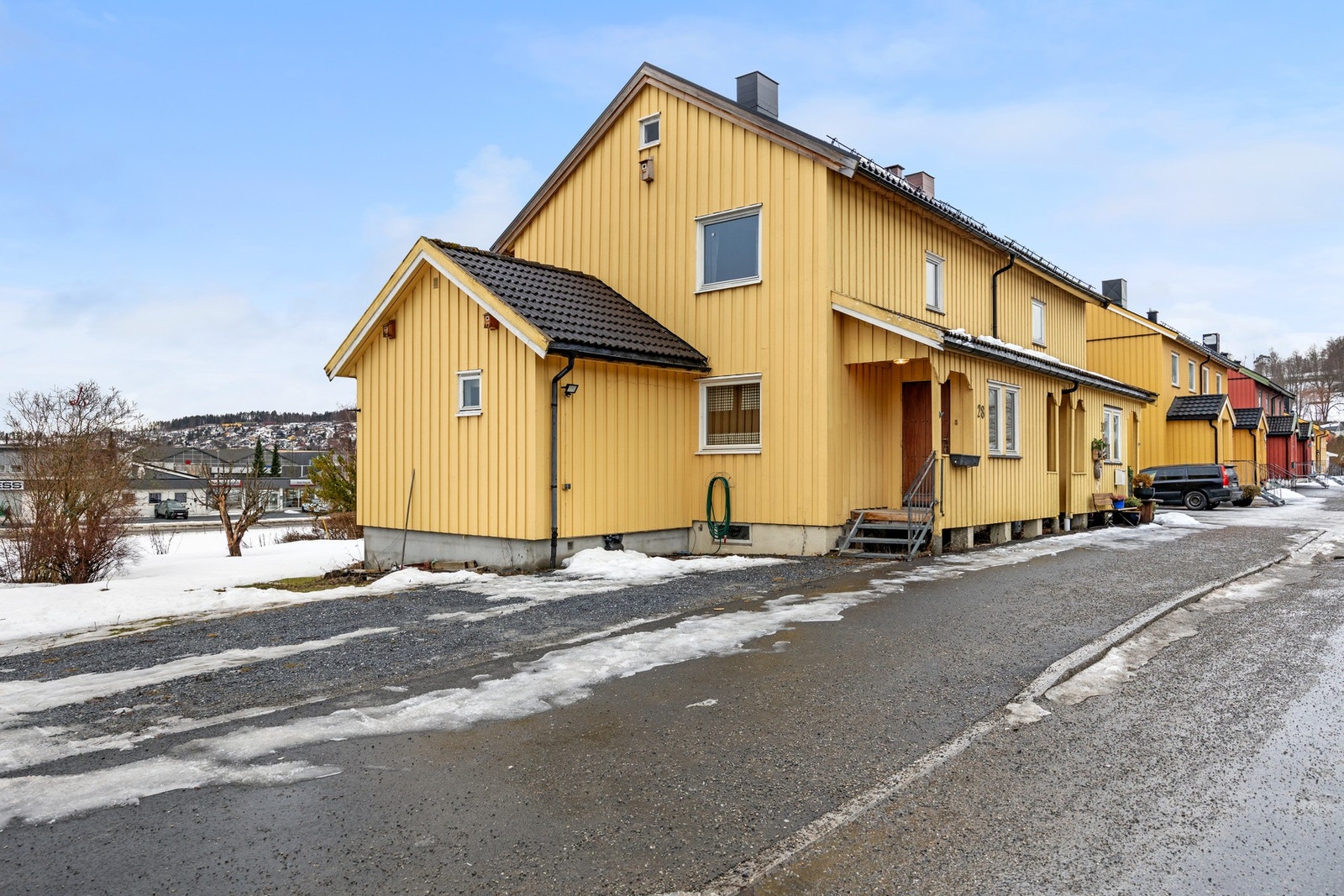 Taktekking på hoveddel ble skiftet i ca. 2020. Galleribilde