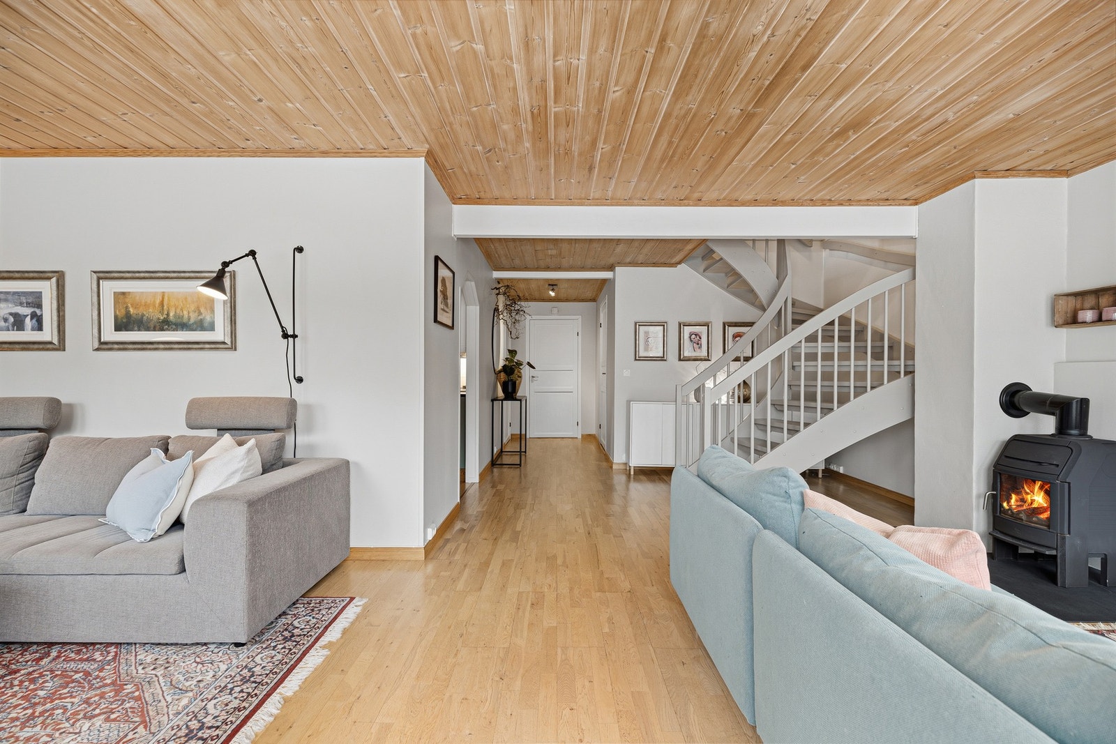 Denne boligen har alt tilgjengelig på én flate. Det er også trappefri adkomst til inngangspartiet Galleribilde