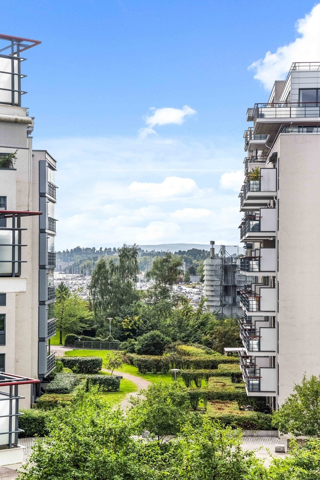Hverdagslogistikken er usedvanlig effektiv med Skøyen stasjon kun et par minutters gange unna. Galleribilde