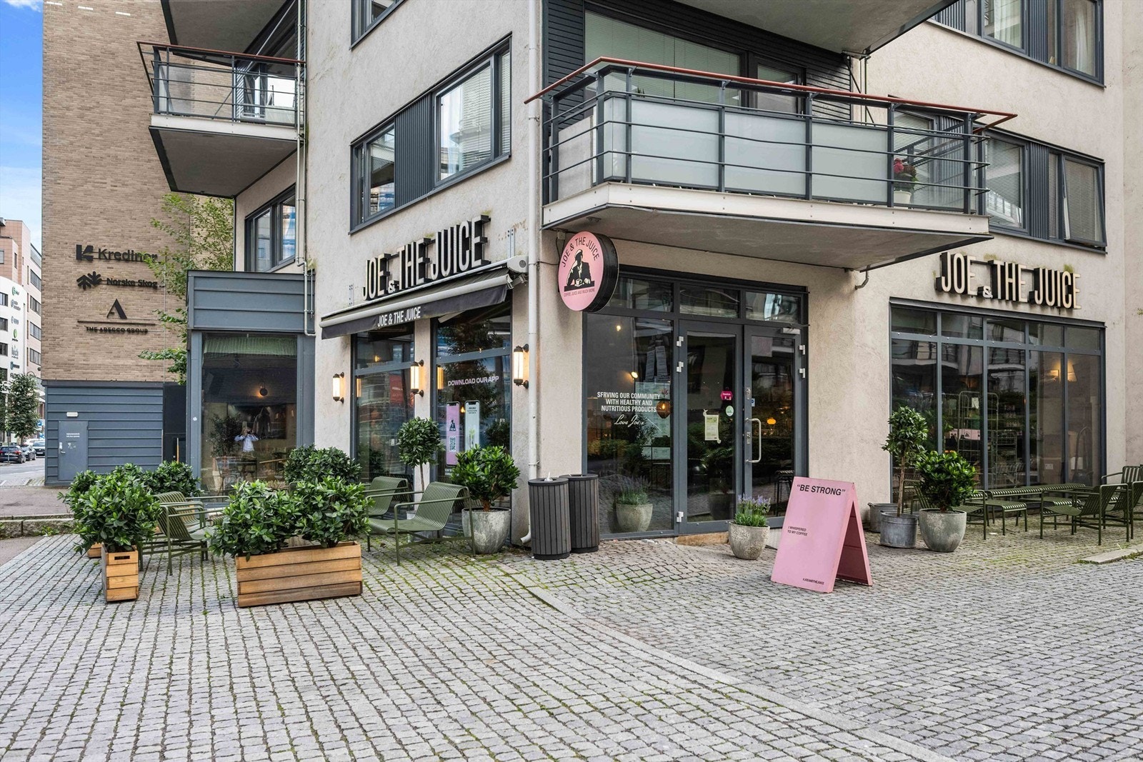 Med beliggenhet i Karenslyst allé har du et pulserende liv rett utenfor døren. Galleribilde