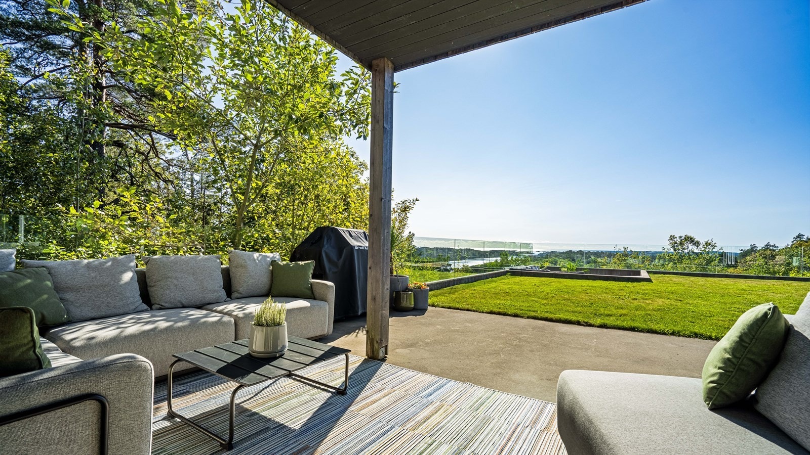 Sittegruppen rett ved utgang fra stuen Galleribilde