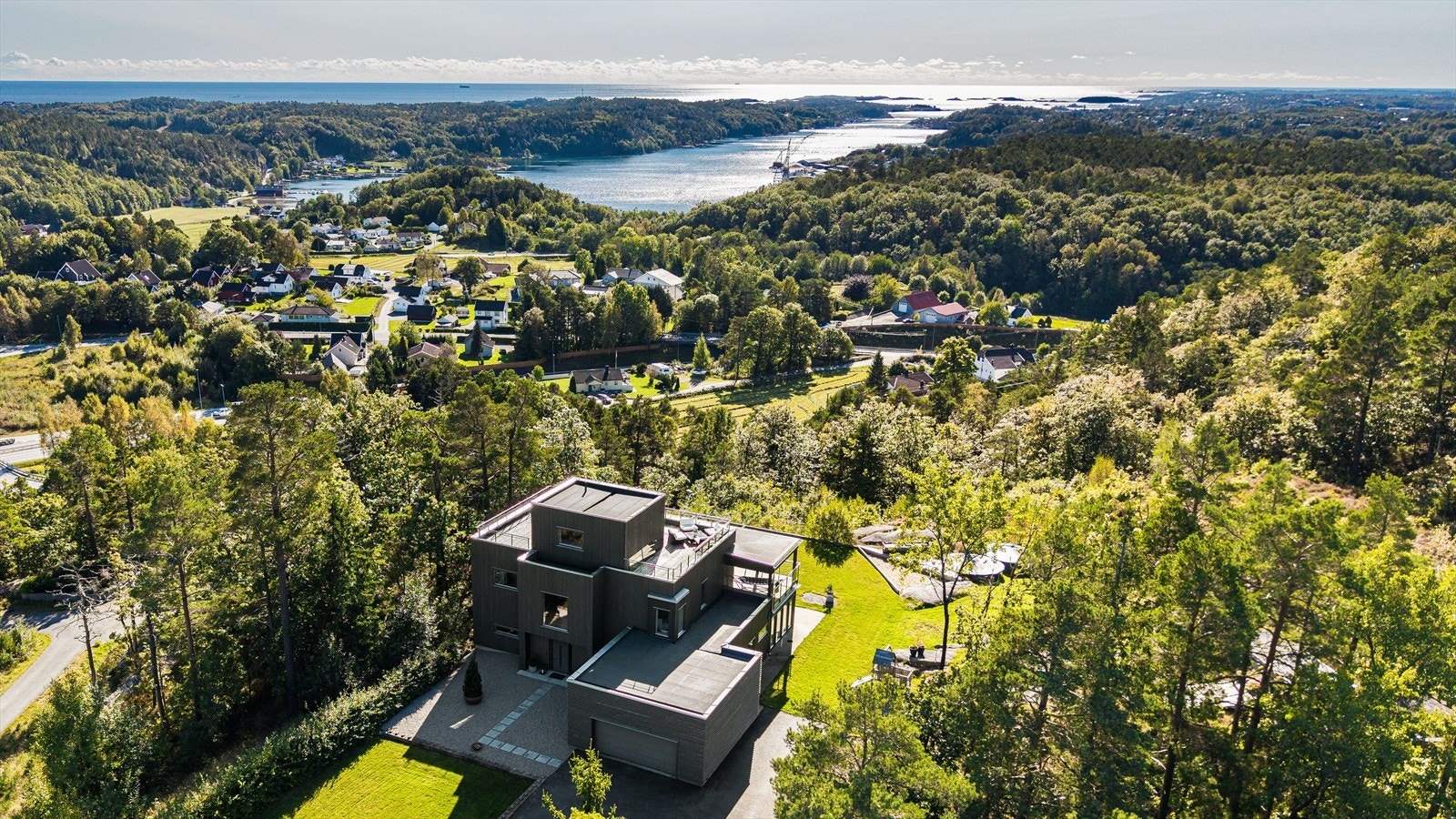 Boligen har en unik beliggenhet Galleribilde