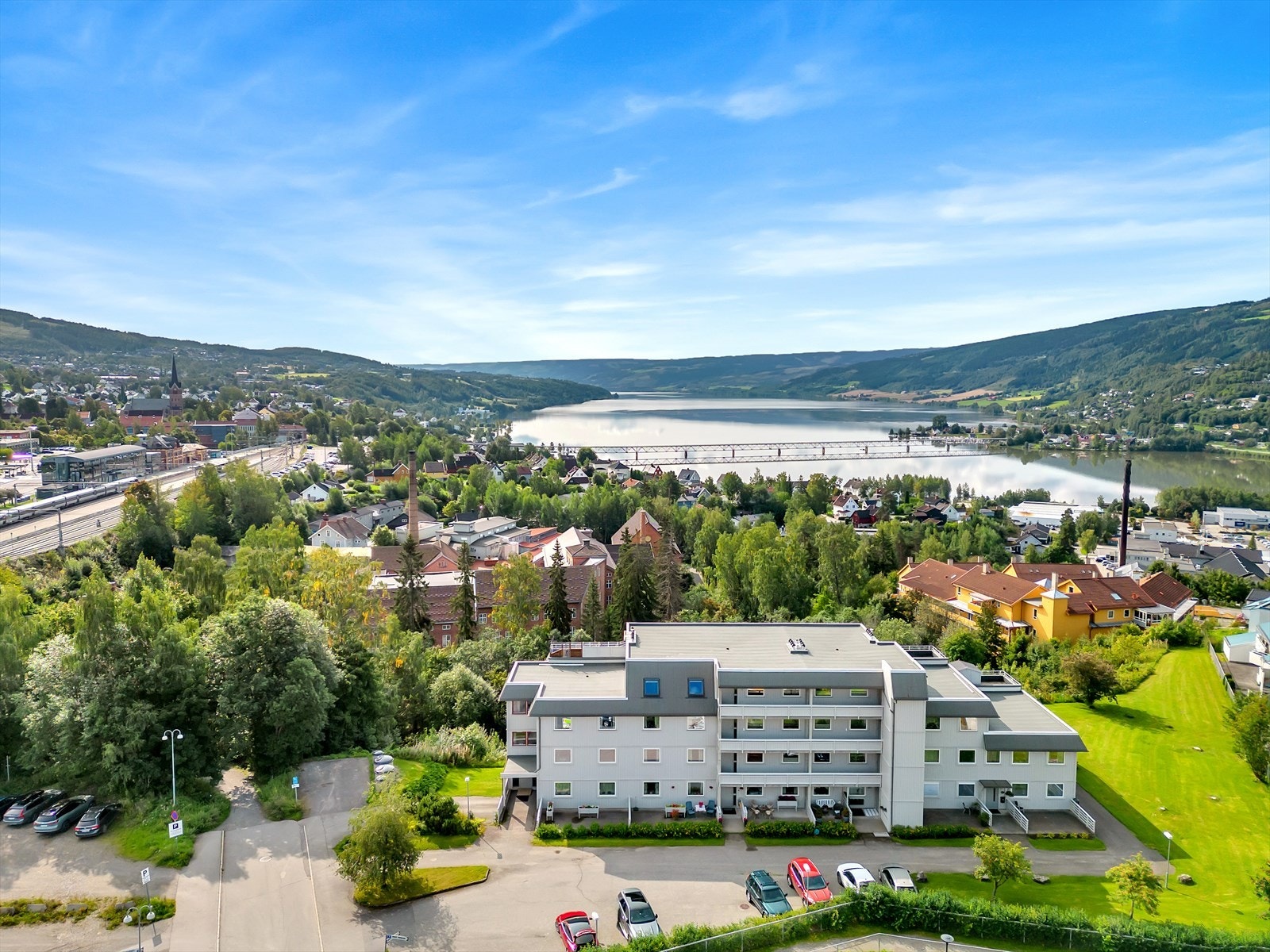 Godt med tur- og rekreasjonsmuligheter i nærområdet og ellers rundt om i Lillehammer kommune. Galleribilde