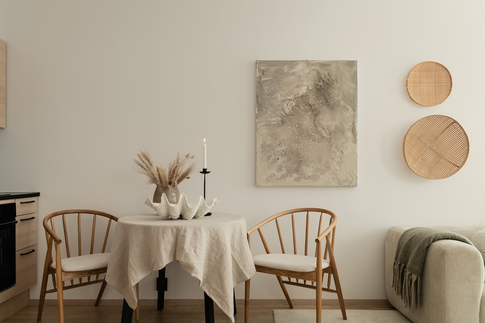 Du vil i tillegg ha plass til et spisebord om det er ønskelig. Galleribilde