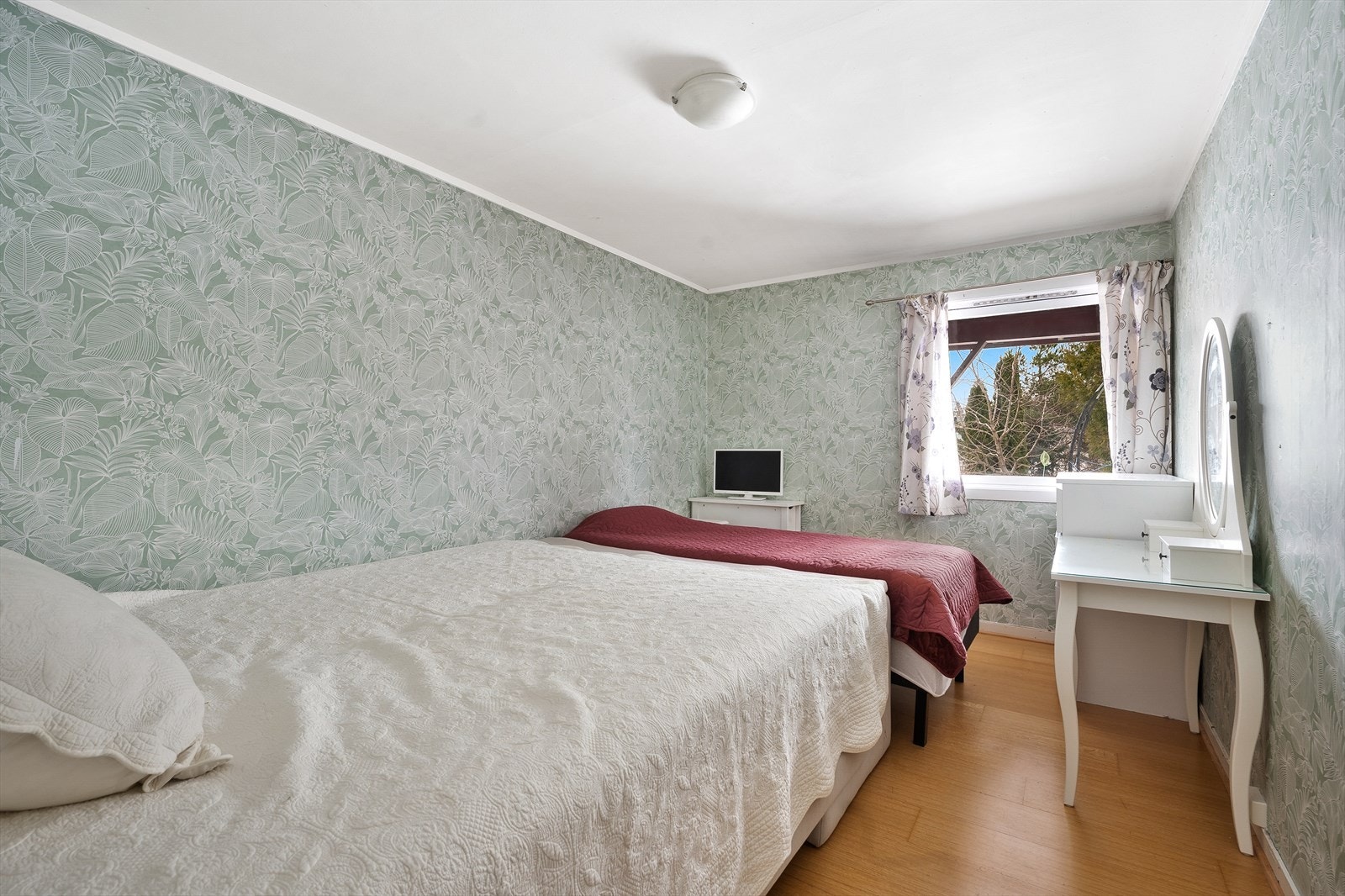 Soverom 1 i underetasje. Galleribilde