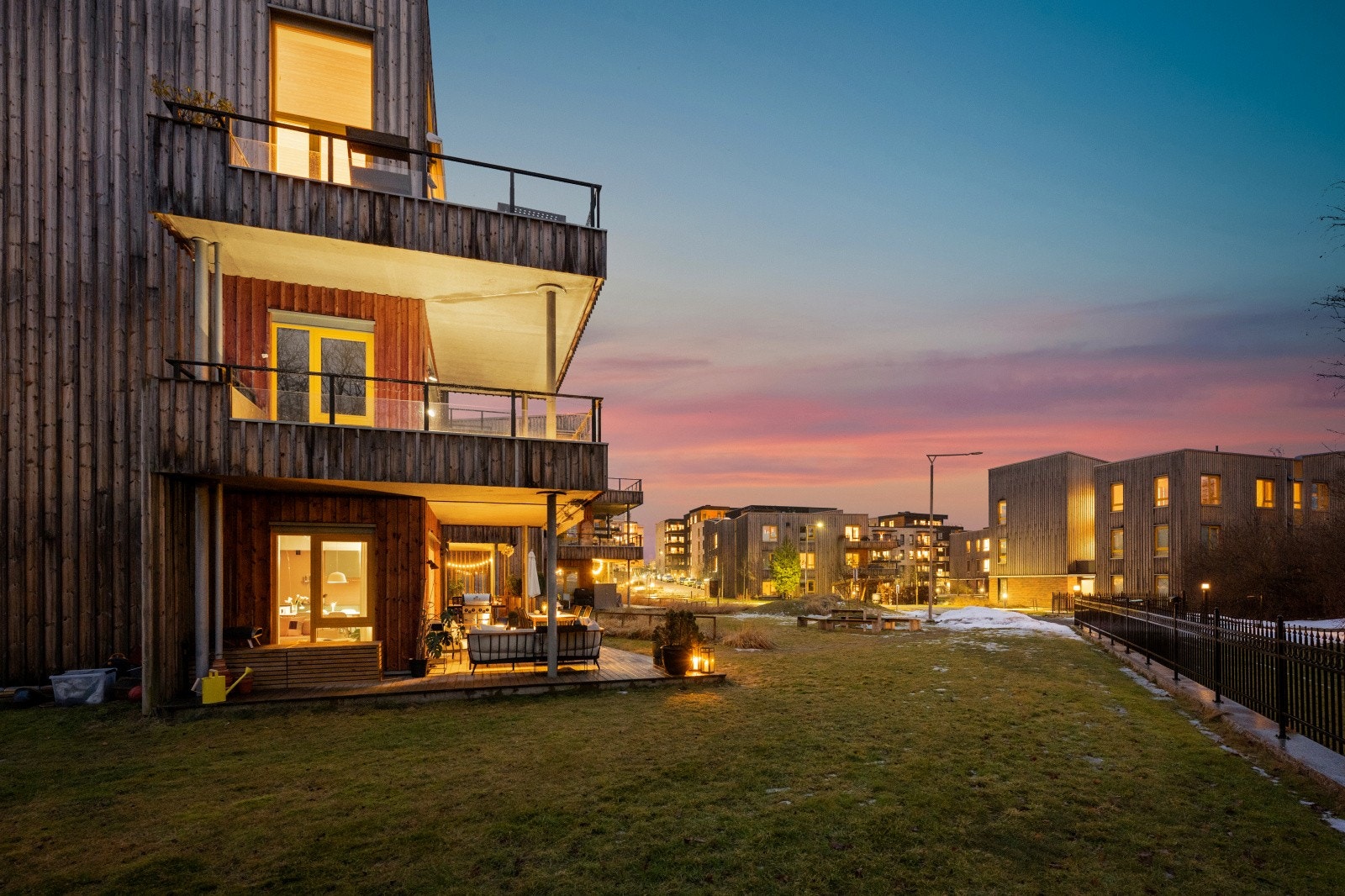 Kveldstemning. Galleribilde