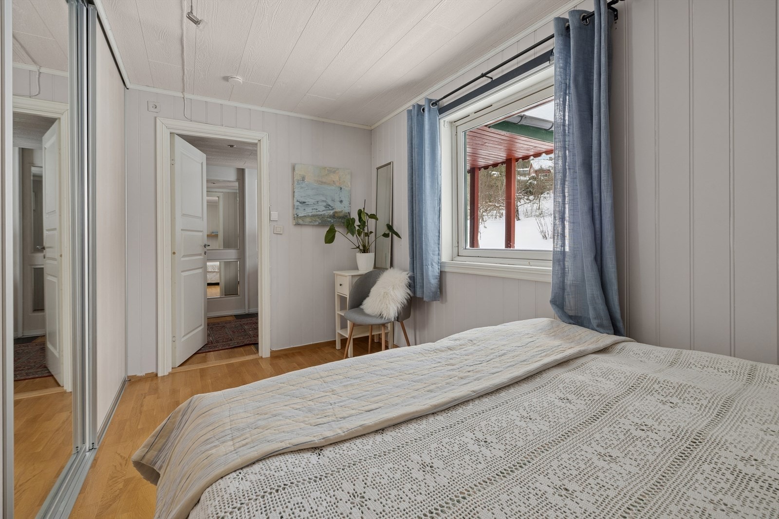 Soverommet er tilknyttet entrèn. Galleribilde