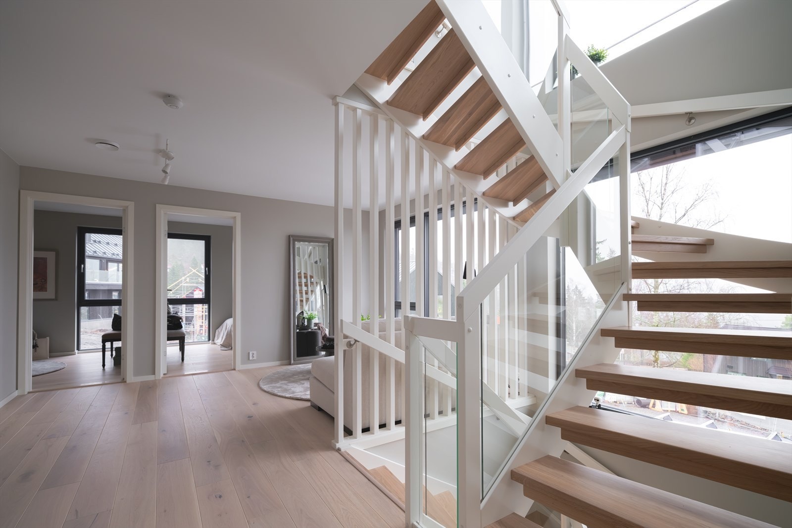 Oppholdsrom i 1.etg Galleribilde