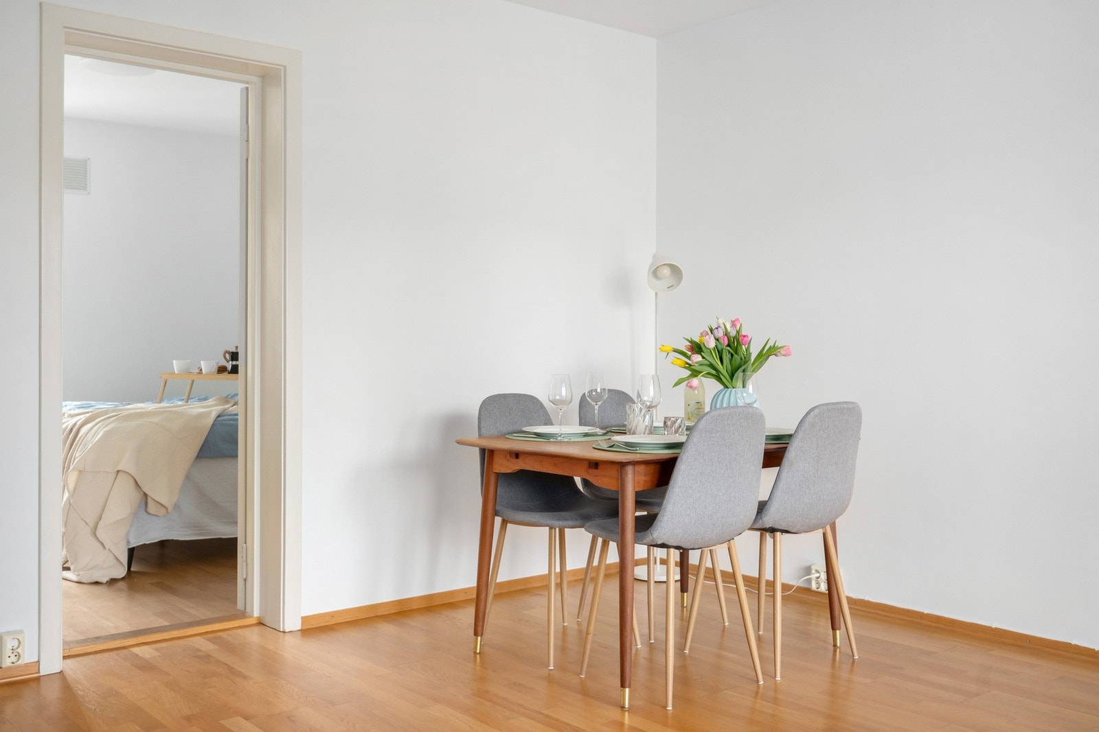 Her kan man invitere til hyggelig middagselsskap. Galleribilde