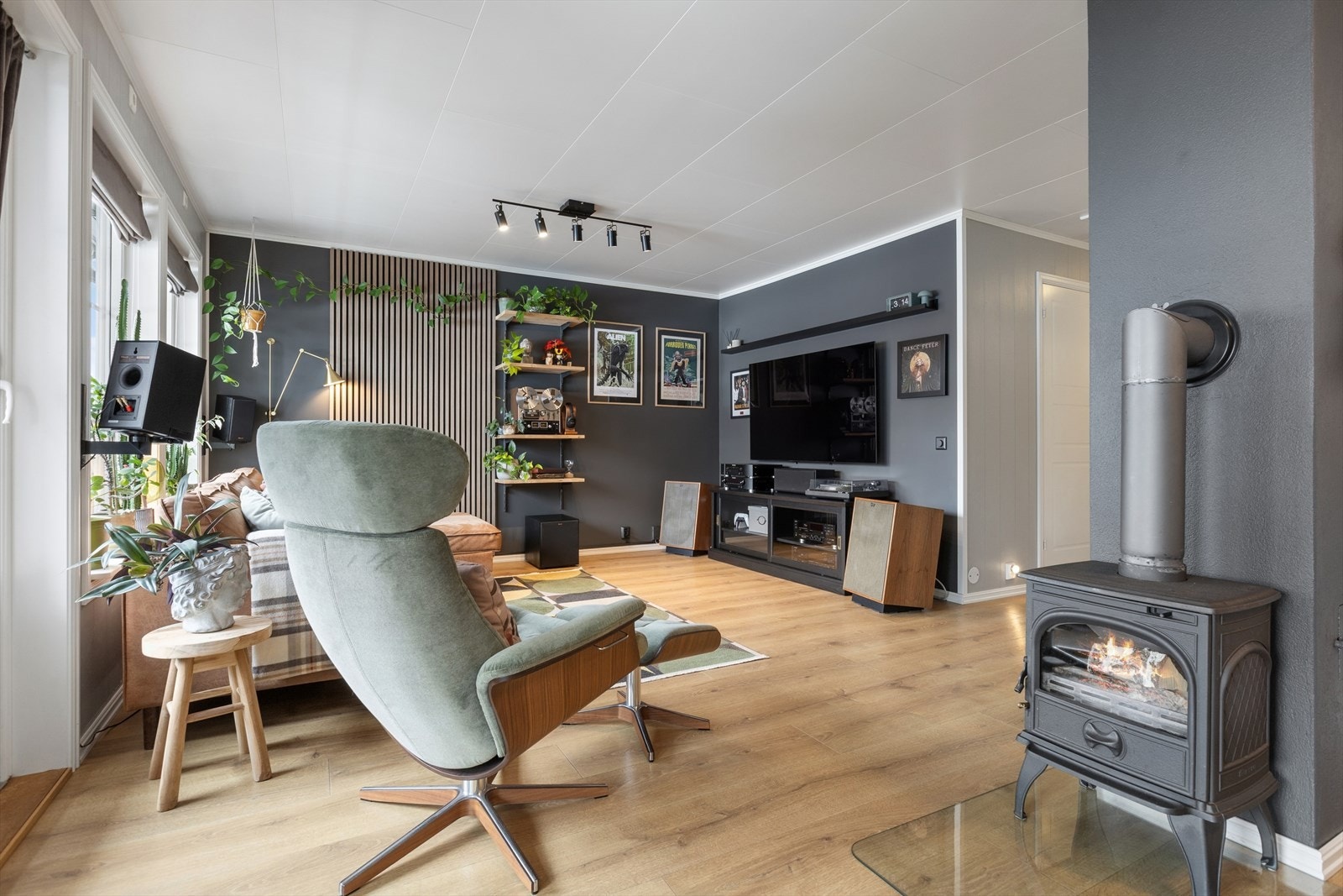 DNB Eiendom v/Tim Nicholas Sollien har gleden av å presentere Ovarennet 34! Galleribilde