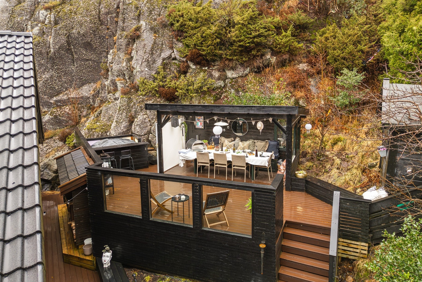 Velkommen til denne innholdsrike eneboligen med utleiedel i Godvik. Galleribilde