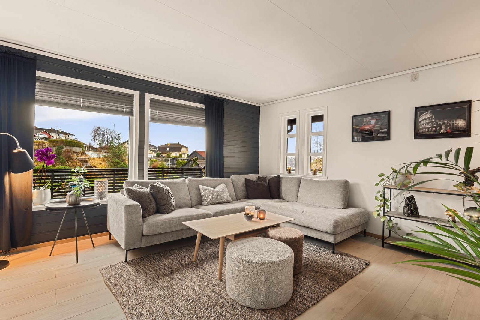 Rommet måler 37,1 kvm og har en praktisk planløsning og et moderne preg. Galleribilde