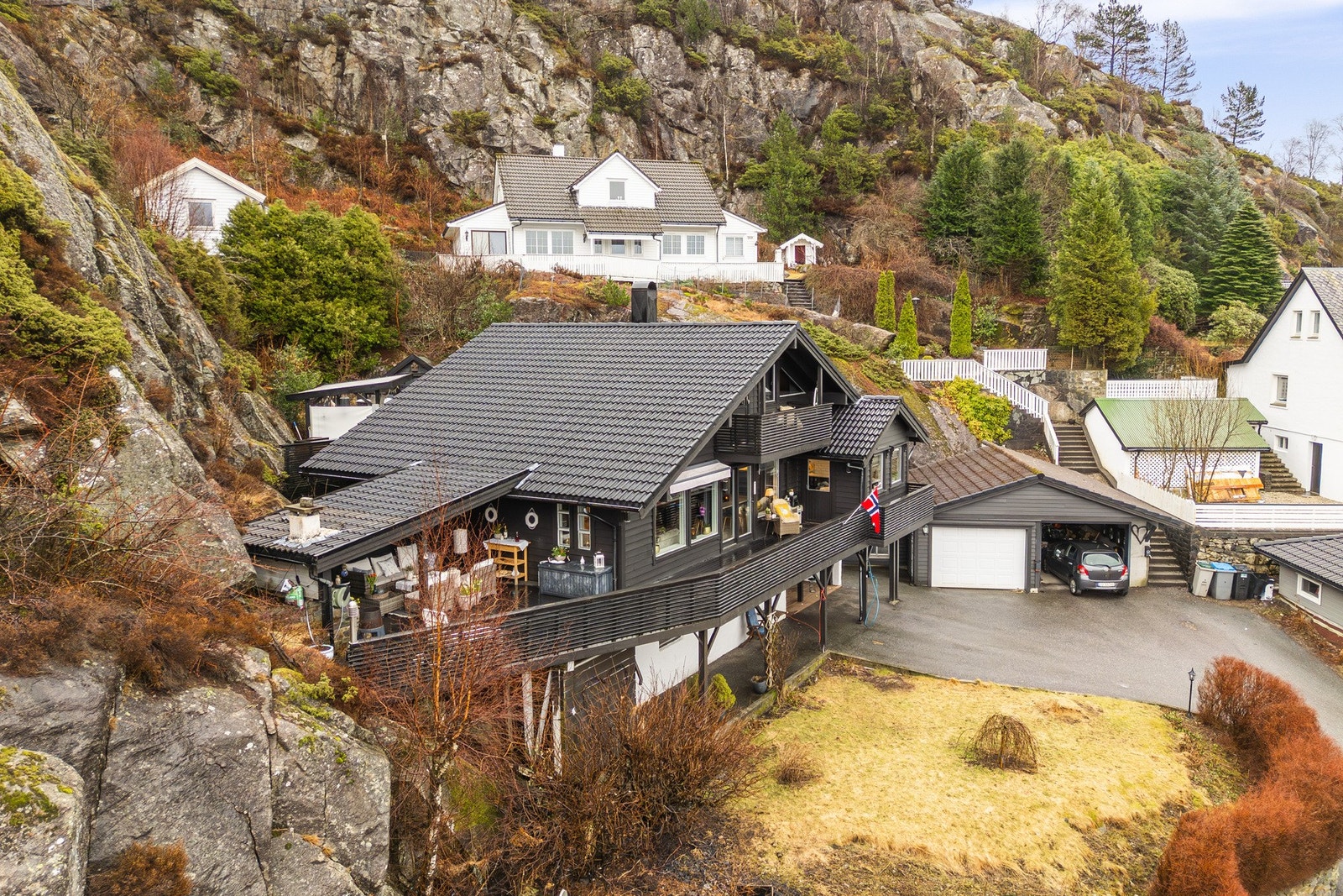 Bergby &Partners v/ Tarek André Bergfjord har gleden av å presentere Janaveien 171! Galleribilde